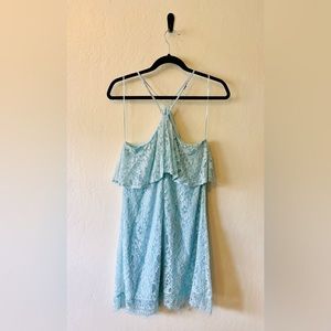 Lace, halter dress 👗